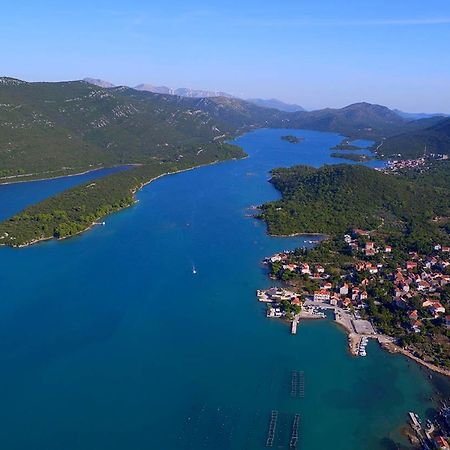 Holiday Home Villa Pindo Ston Buitenkant foto
