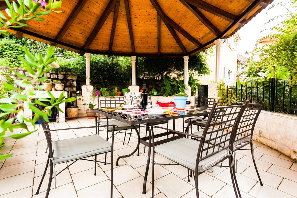 Holiday Home Villa Pindo Ston Buitenkant foto
