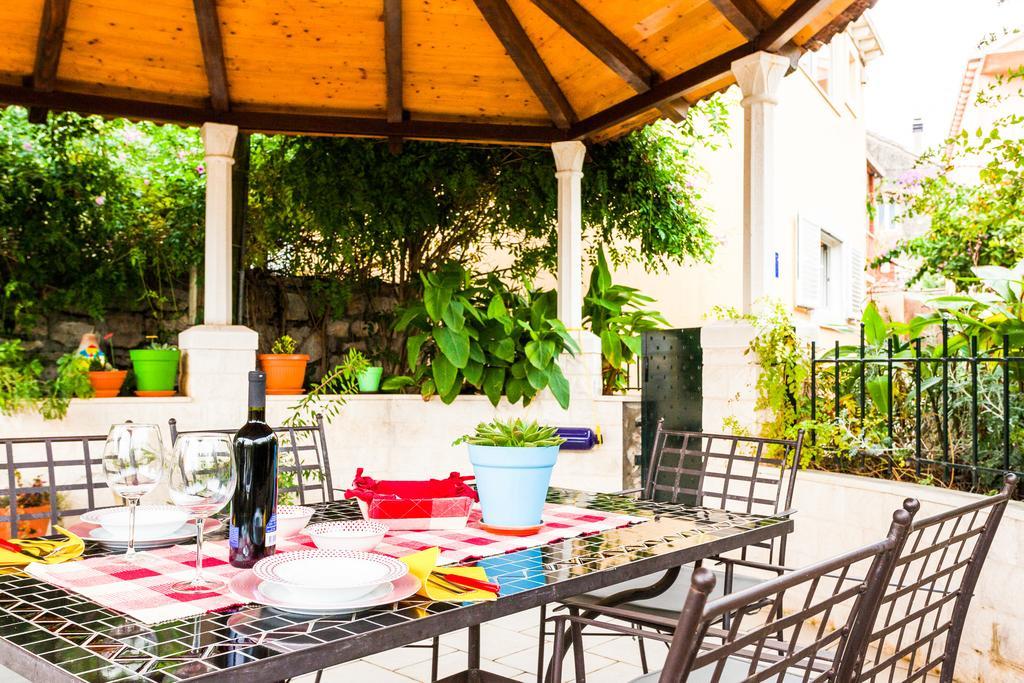 Holiday Home Villa Pindo Ston Buitenkant foto