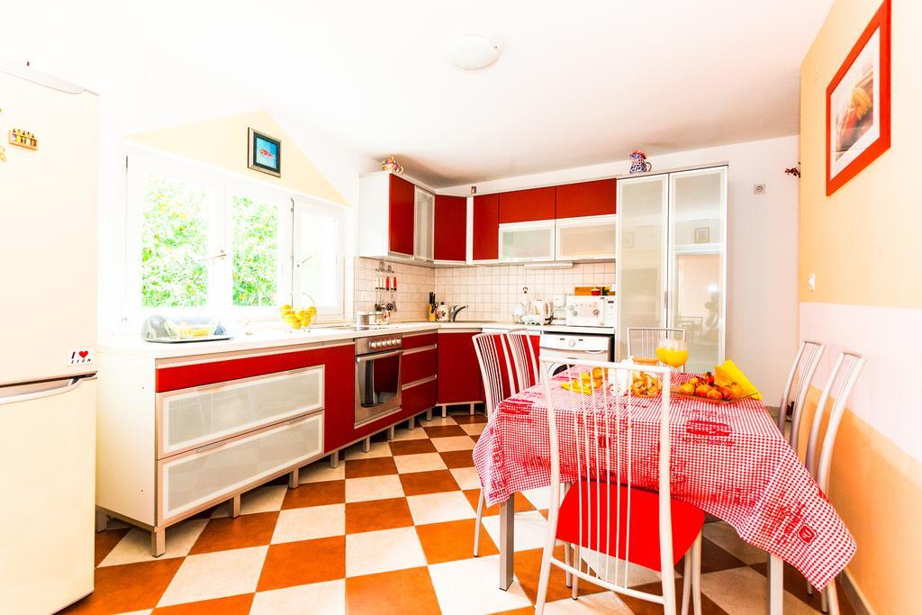 Holiday Home Villa Pindo Ston Buitenkant foto
